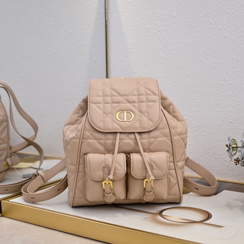 D*or backpacks